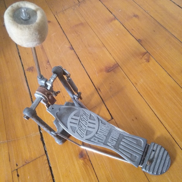 Gretsch Floating Action Bass Drum Pedal Vintage 60s Round Badge Era +Beater — main photograph