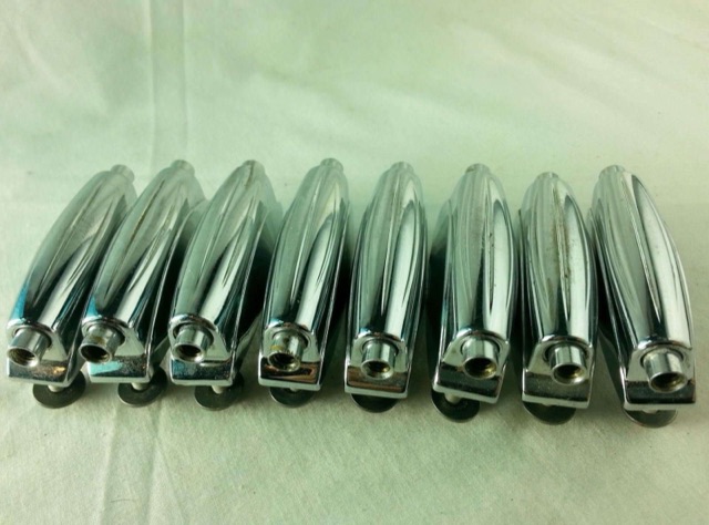 Gretsch 8x Snare Drum Lugs Round Badge RB Vintage Chrome Circle/Star 50s/60s VG — main photograph