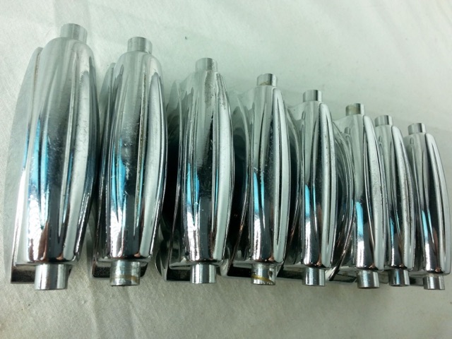 Gretsch 8x Snare Drum Lugs Round Badge RB Vintage Chrome Circle/Star 50s/60s VG — main photograph