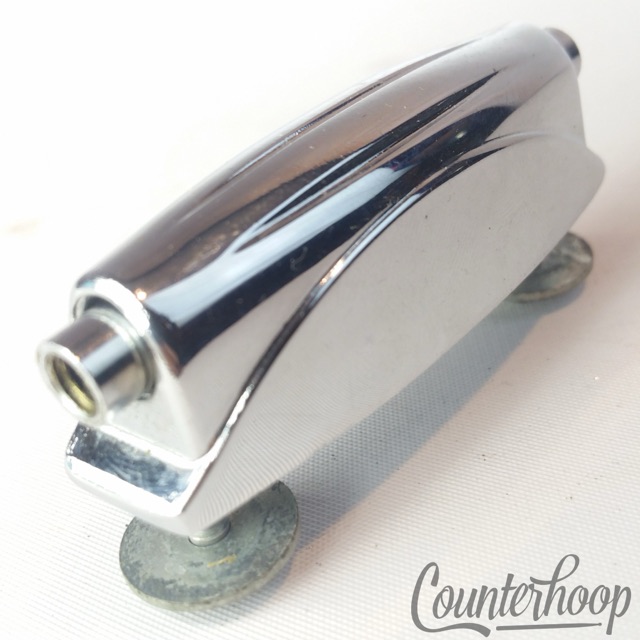 Gretsch Snare Drum Lug Round Badge RB Vintage 60s Streamline Renown Center USA* — main photograph