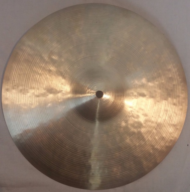 Zildjian 13.25 Hi-Hat Cymbal A Avedis Vintage 60s Custom Hand Hammered B20Bronze — main photograph