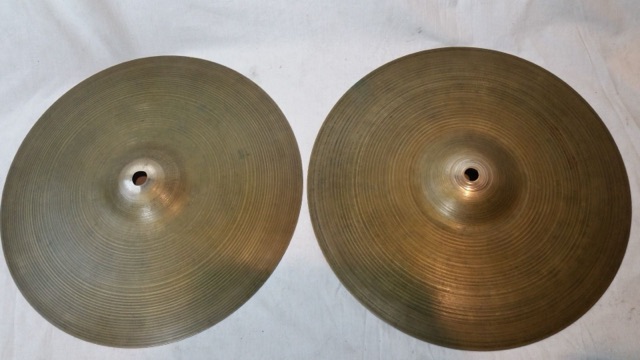 Zildjian Hi-Hats Cymbals 13"750/1150g Vintage 50-60s Avedis B20 Turkish New Beat — main photograph