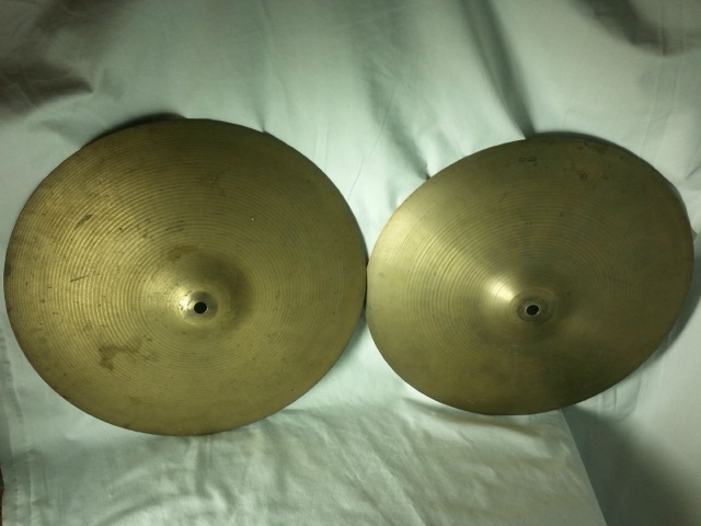 Zildjian 14"890/1250g Hi-Hats Cymbals 70s New Beat Hollow Logo Avedis A B20 USA — main photograph