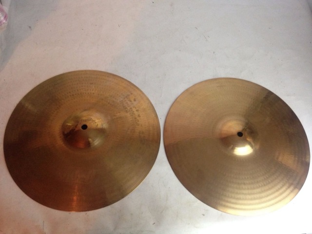 Zildjian 14" Hi-Hats Cymbals Amir II/2 Avedis Stamps 1010g/1010g B8 Bronze* — main photograph
