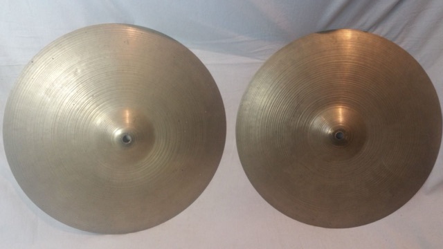 Zildjian 15" Hi-Hats Cymbals Set 1210/1420g Vintage 60s New Beat Avedis A B20* — main photograph