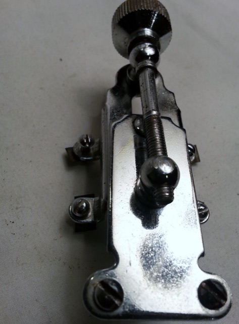 Gretsch Renown Snare Drum Butt Side Strainer Plate Vintage Round Badge RB 60s* — main photograph