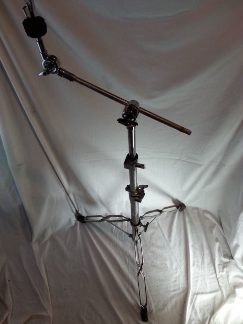 Sound Percussion Boom Crash Cymbal Stand Chrome Heavy Duty Double-Braced 4-Part — main photograph