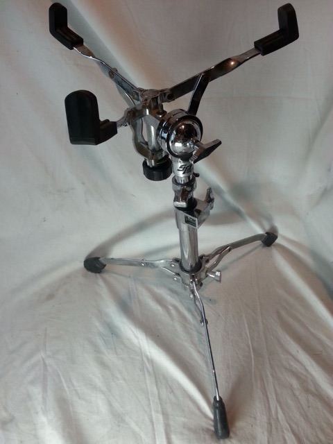 Sound Percussion Snare Drum Stand Swivel-Ball Basket Single-Braced Tripod Chrome — main photograph