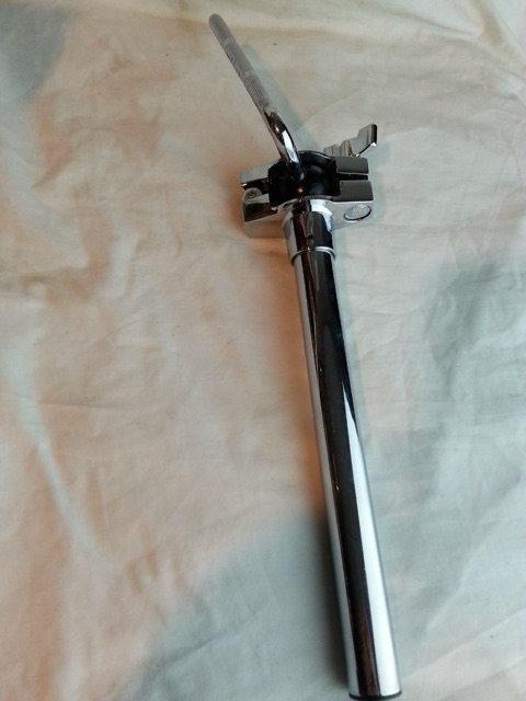 Gibraltar Tom Drum 3/8" L-Arm Swivel-Ball Mount 1" Post Tube Chrome* — main photograph