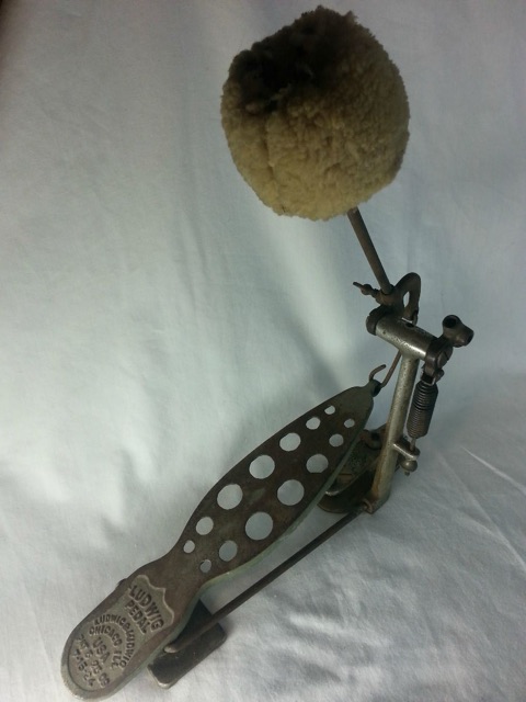 Ludwig&Ludwig Bass Drum Pedal Vintage 20s Chicago, IL Early American Pat 5/09* — main photograph