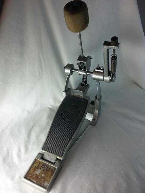 Space Percussion Bass Drum Pedal Upright Single-Spring Vintage 70s* — main photograph