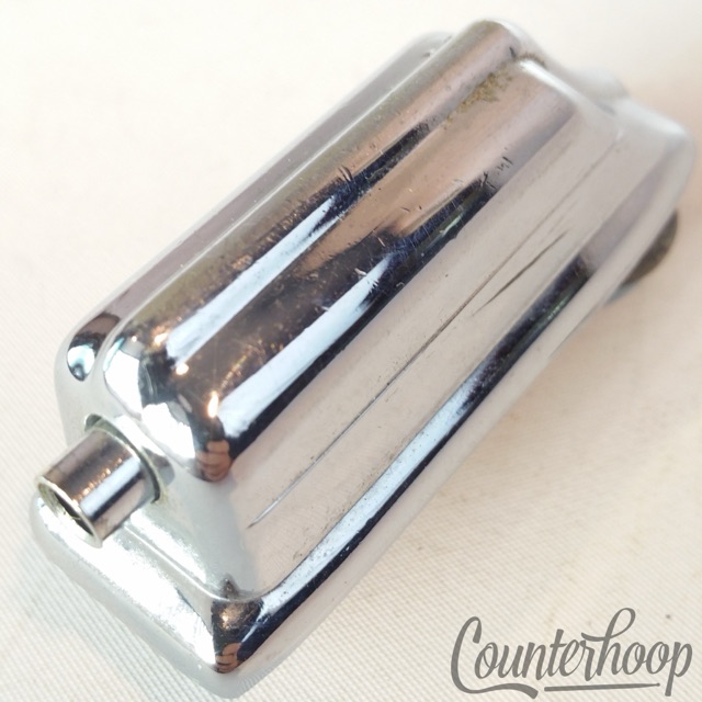 Rogers Beavertail Bass Drum Lug Chrome Cleveland Holiday Powertone Gen1 60s USA — main photograph