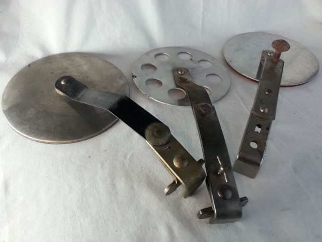 Slingerland+L Clamp-On Bass Drum External Muffler Parts 3x Shur-Grip Radio King — main photograph