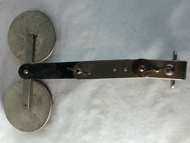 Leedy Clamp-On Bass Drum External Double-Cup Felt Muffler Vintage 20s-30s USA* — main photograph