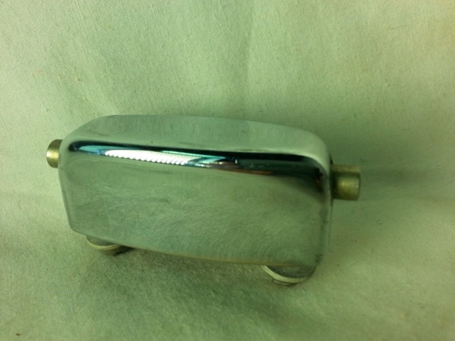 Rogers Bread&Butter Snare Drum Lug 1 5/8" Flat Cleveland, OH Holiday 50s-60s* — main photograph