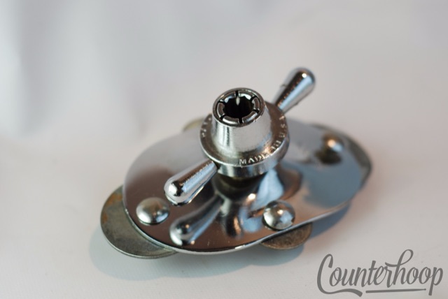 Rogers Swivomatic Bass Tom Arm Receiver/Cymbal/Spur Mount Cleveland Holiday VG+ — main photograph