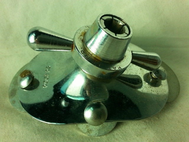Rogers Swivomatic Bass Tom Arm Receiver/Cymbal/Spur Mount Cleveland Holiday VG* — main photograph