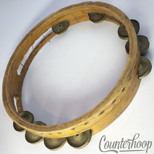 Early American 11" Maple Wood Tambourine Vintage 10s Hand Percussion Instrument — main photograph