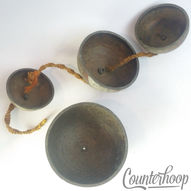 Bells Set 4x Painted Metal Bowls on String Vintage 10s — main photograph
