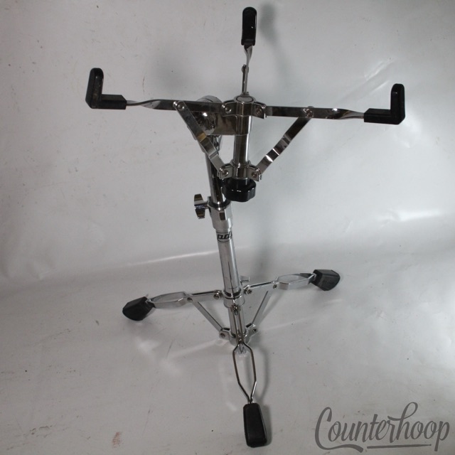 Pacific Drums by DW 700 Series Snare Drum Stand Double-Braced Chrome PDSS700* — main photograph