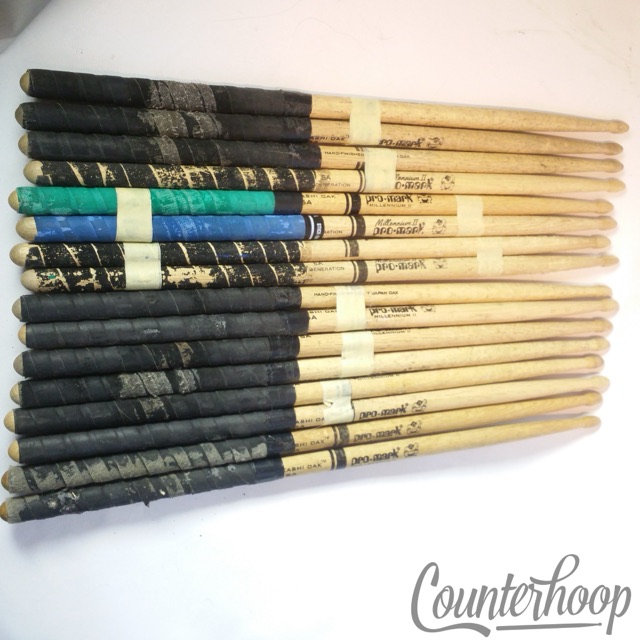 Pro-Mark 8 Pairs Drum Sticks Lot-5A Millenium II, Shira Kashi Oak Wood-Tip+Grips — main photograph