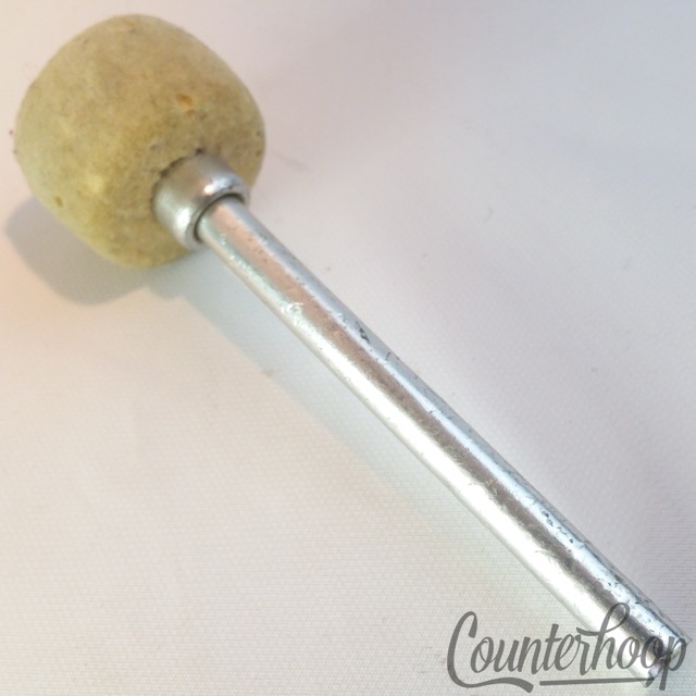 Ludwig 2331 Bass Drum Mallet Marching Cutoff-Aluminum Stick Felt Head Vintage60s — main photograph
