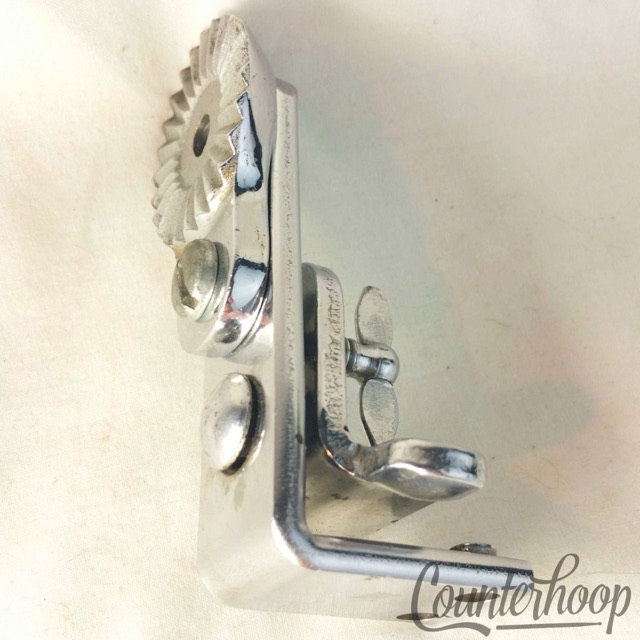 Leedy Chrome Ratchet Tom Rail Mount Clamp-On Bass Drum Slider Part Vintage 30s* — main photograph
