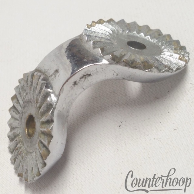Leedy Tom Mount Ratchet Swivel Connector Link Chrome Early American Vintage 30s — main photograph