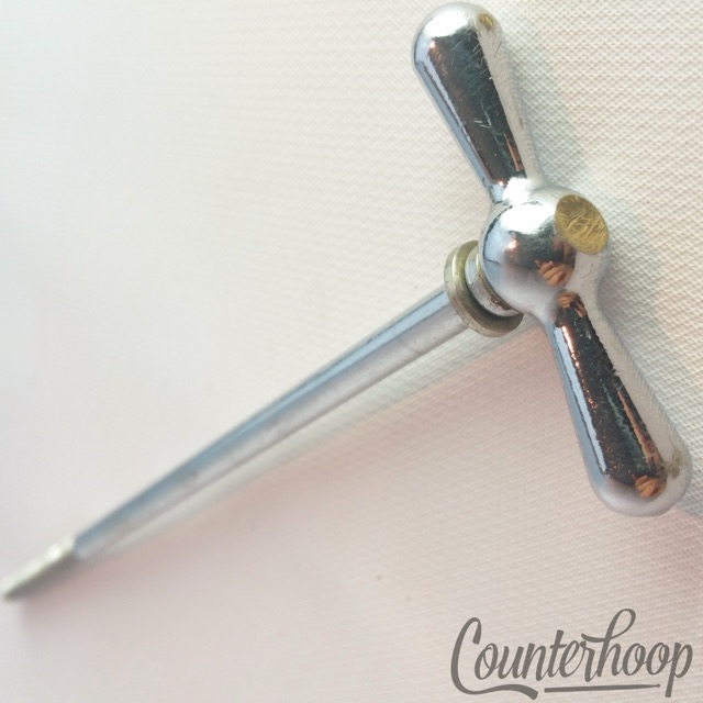Ludwig Bow-Tie Bass Drum Tension T-Rod Club Date Long 7"Chrome Vintage 60s USA* — main photograph