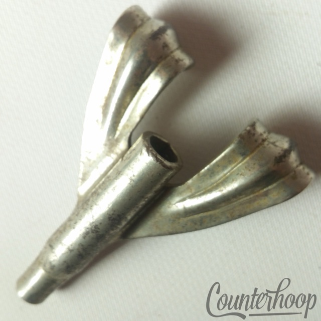 Ludwig Snare/Bass Drum Threaded Single-Tension-Rod-Claw Nickel Marching 50s-60s — main photograph