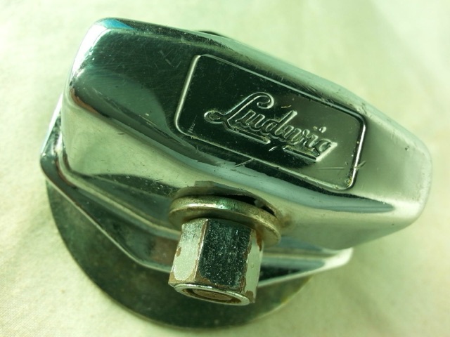 Ludwig Tom Drum/Bass Spur/Cymbal Arm Mount Chrome Hex-Nut Large Circle Washer70s — main photograph