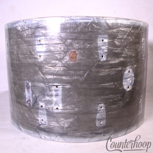 Ludwig 22x14"Sky Blue Pearl Bass Drum Shell 3Ply Pre-Serial Vintage 60s Maple US — main photograph