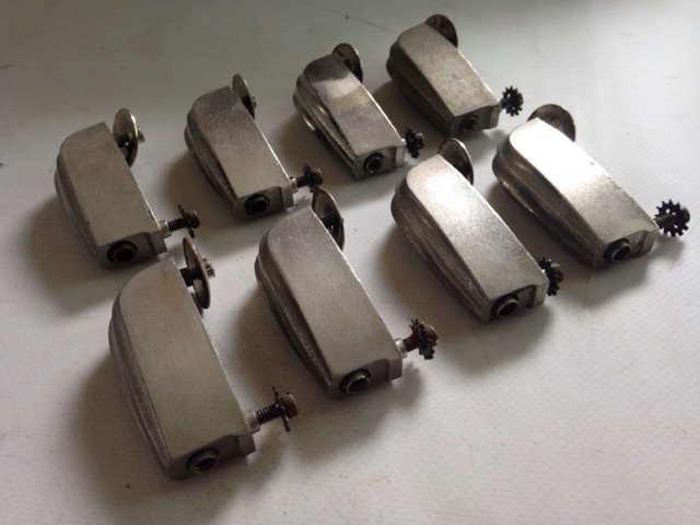 Slingerland 8x Bass Drum Lugs Nickel Beavertail Radio King Vintage 40s EXC* — main photograph