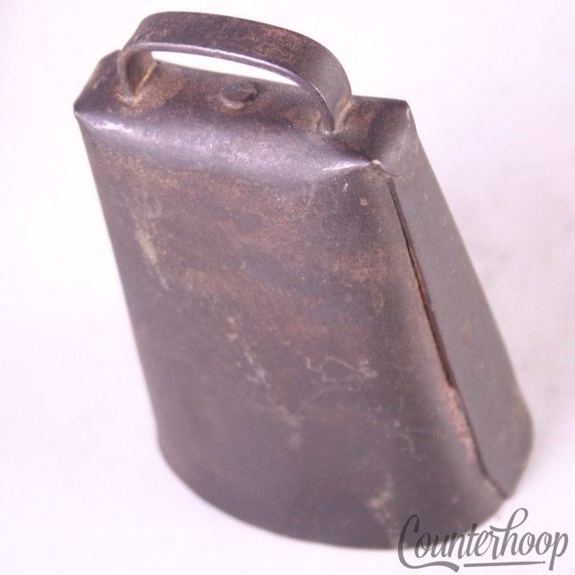 Rogers Bronze Cowbell 4" Cow Bell USA Vintage 50s-60s Latin Percussion Effects* — main photograph