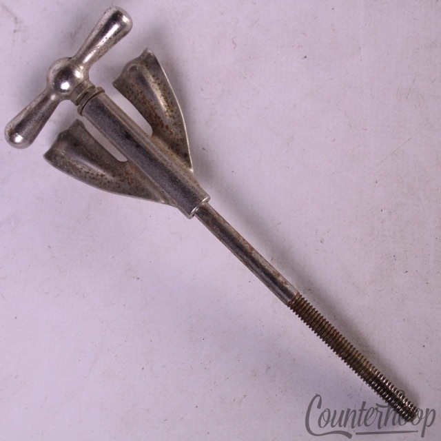 Ludwig Bass Drum Long Bow-Tie Tension T-Rods+Claws 5 1/4"Nickel 50s Club-Date US — main photograph