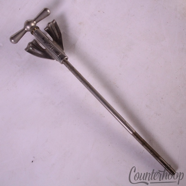 WFL Ludwig Bass Drum Long Bow-Tie Tension T-Rod+Claw 7.5"Nickel Club-Date 50s US — main photograph