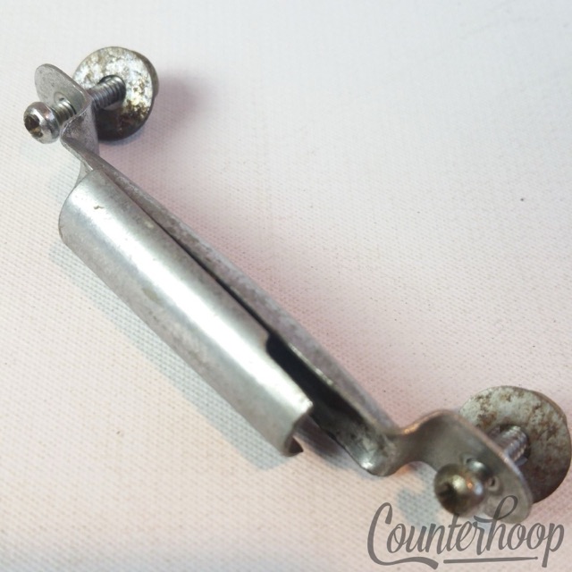 Slingerland Marching Snare Drum Key Holder Mount Nickel Parade Vintage 50s 2 3/8 — main photograph