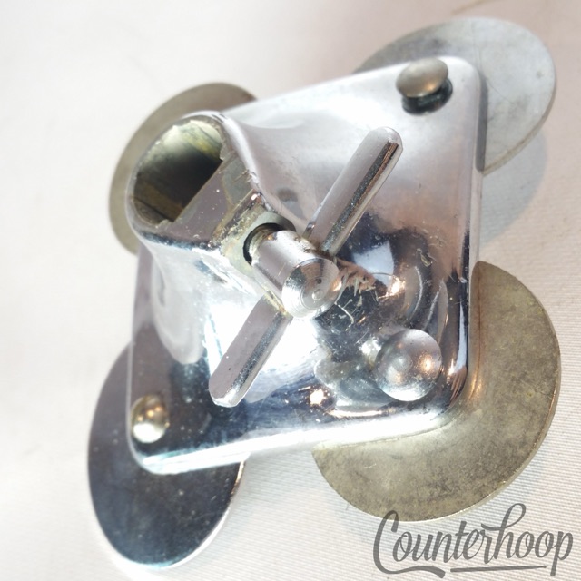 Slingerland Set-O-Matic Bass Drum Mount Arm Receiver 60s-70s Chrome Vintage USA — main photograph