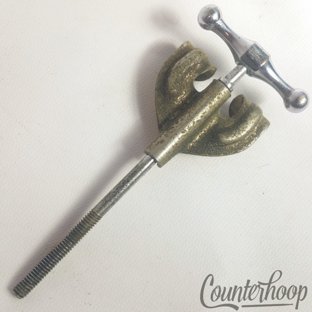 Slingerland Radio King Bass Drum Tension T-Rod/Claw Chrome/Nickel Bow-Tie 40s* — main photograph