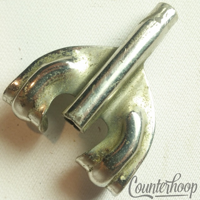 Slingerland Bass/Snare Drum Threaded Single-Tension-Rod-Claw Nickel 40s-50s USA — main photograph