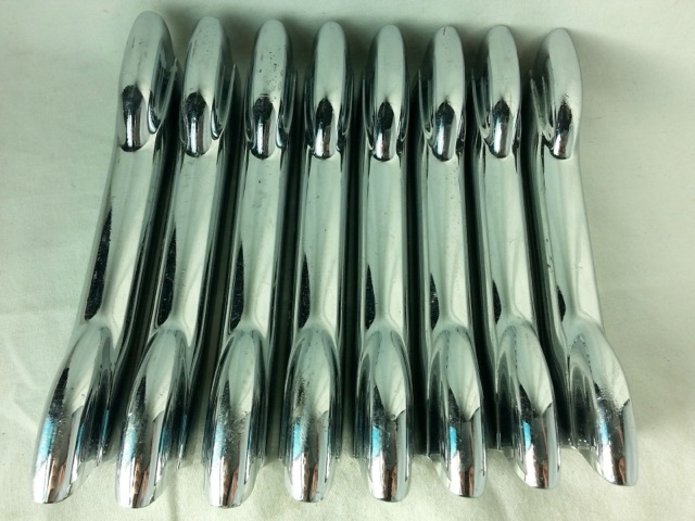 Premier 8x Bass Drum Lugs Diamond Chrome Vintage 70s England 2-Hole Marching* — main photograph