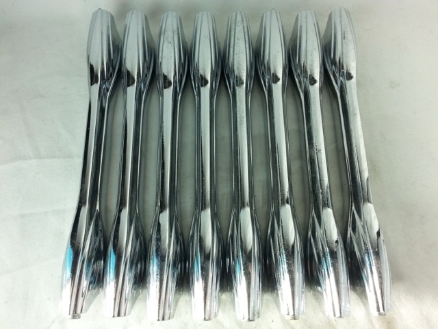 Premier 8x Bass Drum Lugs Diamond Chrome Vintage 70s England 3-Hole 7 1/8"-Long — main photograph