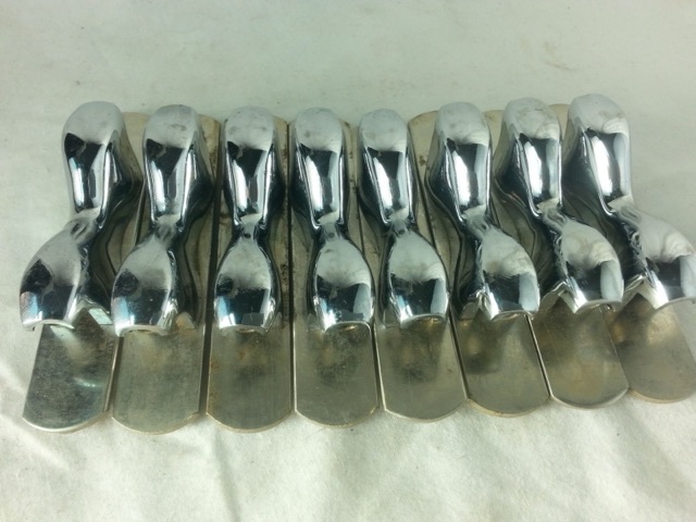 John Grey 8x Snare Drum Lugs Chrome Vintage 60s England 2 1/2"-Long Autocrat* — main photograph