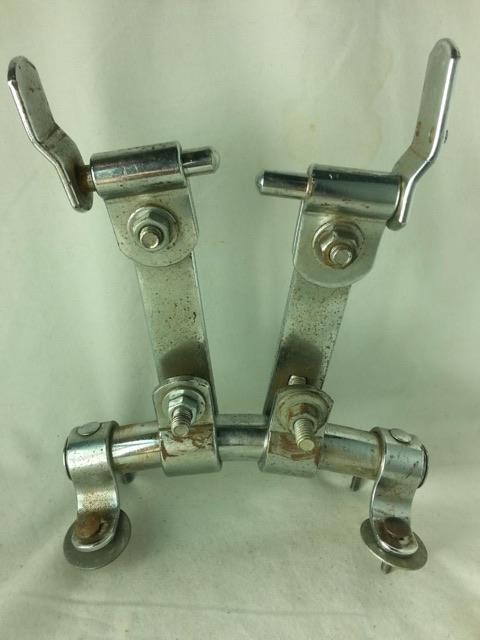 Slingerlnd Bass Drum Rail Mount 4-hole Double Post Clip Arms Chrome Vintage 60s — main photograph