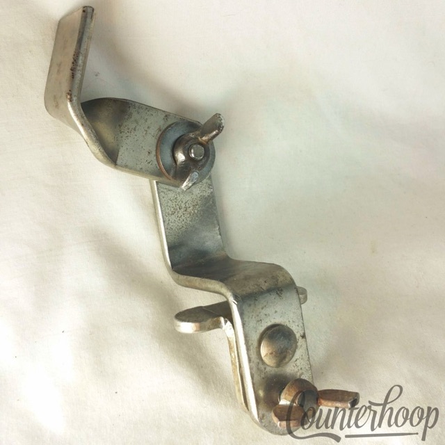 Ludwig Ratchet Tom Drum Clip Clamp-On Mount Holder Nickel Vintage 50s-60s Script — main photograph