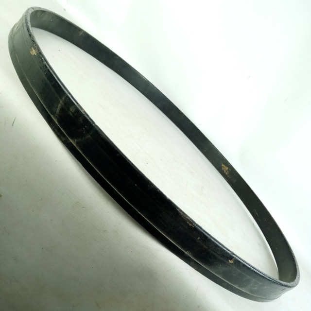 Gretsch Vintage 24"x1 3/8"Batter Rim Wood Hoop Vintage 50s Bass Drum Broadkaster — main photograph