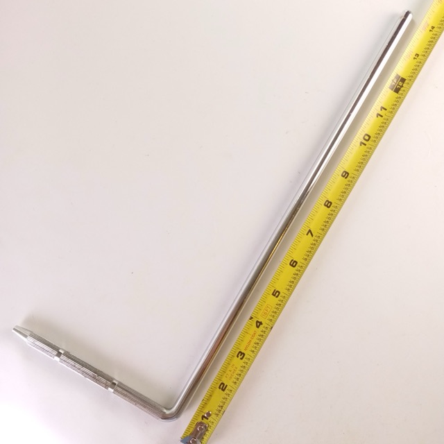 Tama Cymbal L-Arm Rod Chrome Bass Drum Straight Knurling 3/8x5.5x14"Vintage 70s — main photograph
