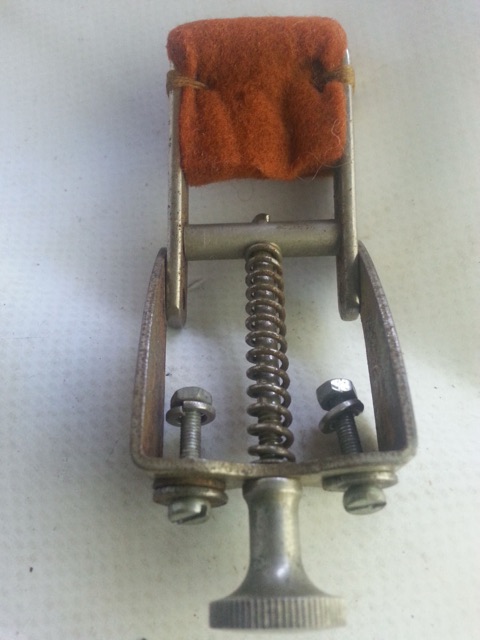 Ludwig&Ludwig Red Felt Muffler Vintage 30s Snare Drum Hardware Parts Nickel* — main photograph