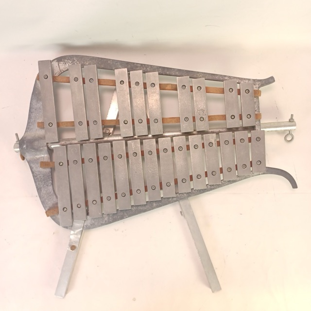 Marching Bell Lyra Glockenspiel Xylophone Vintage Large Size Frame Backing Bars — main photograph