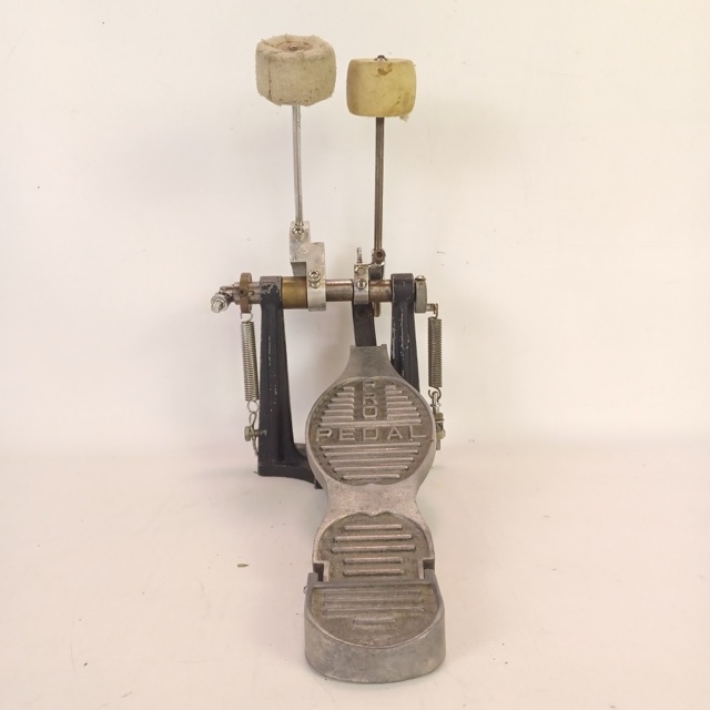 "Pro Pedal"Master Side of Double Bass Drum Set 2x Beaters Vintage 70s USA — main photograph